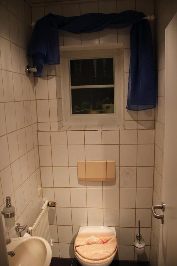 Ferienwohnung Mit 4 Schlafzimmer Fuer 2 Bis 9 Gaeste----Apartment With 4 Bedrooms For 2 To 9 Guests Norimberga Esterno foto