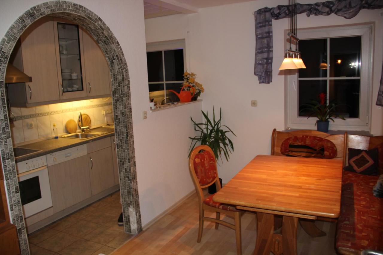 Ferienwohnung Mit 4 Schlafzimmer Fuer 2 Bis 9 Gaeste----Apartment With 4 Bedrooms For 2 To 9 Guests Norimberga Esterno foto